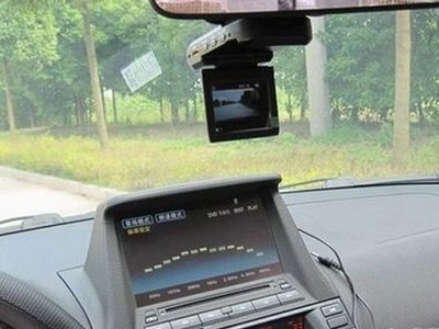 行車記錄儀VS車載監控 誰更適合您的車輛安防需求？